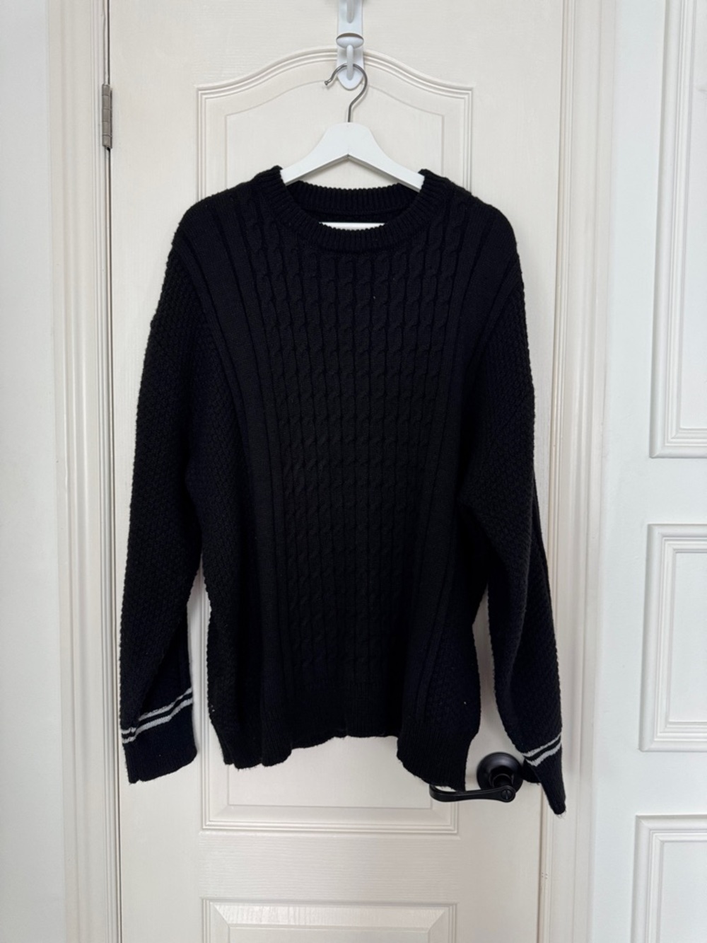 Men's Black Cable Knit Crewneck Sweater